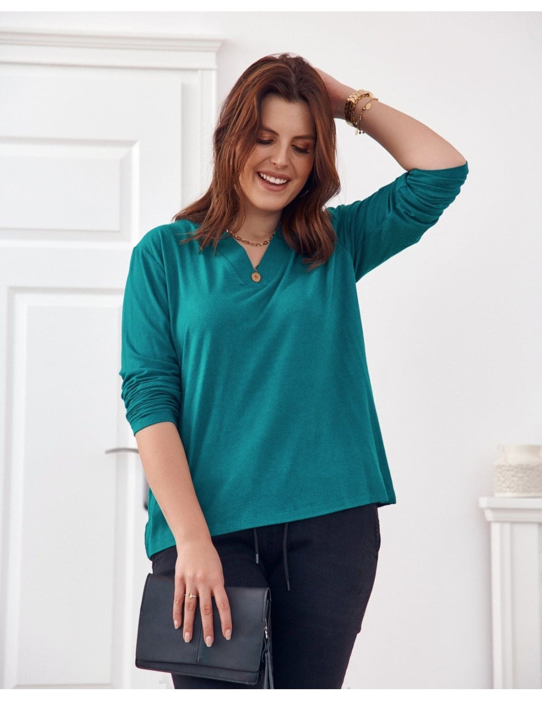 Bluza clasica cu decolteu in V, verde FG561 - Magazin online - Boutique